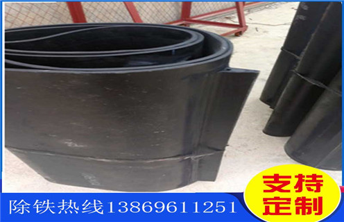 除鐵器皮帶，江蘇除鐵器皮帶可以自己做么怎么調(diào)節(jié)_江蘇除鐵器皮帶可以自己做么跑偏原因及如何調(diào)_刮板價(jià)格