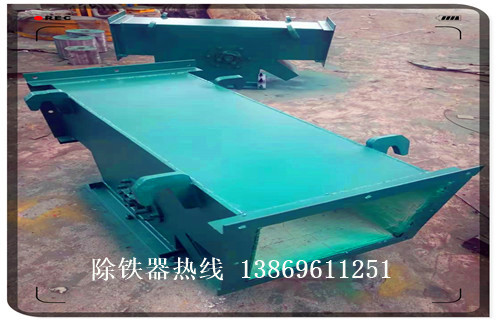 管道除鐵器，廣西永磁管道自卸除鐵器_遠(yuǎn)力廣西永磁管道自卸除鐵器12000高斯 可定制工作原理_安裝示意圖