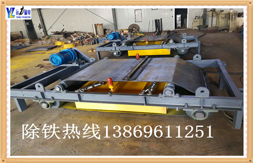 帶式除鐵器，遼寧帶式除鐵器布置_強(qiáng)磁遼寧帶式除鐵器布置工作原理構(gòu)造選型_廠家 